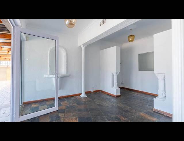 4 BEDROOM HOUSE FOR SALE IN DUYNEFONTEIN